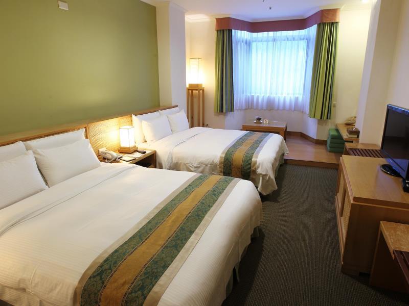 Family Quad Suite - Free WiFi access - Breakfast included