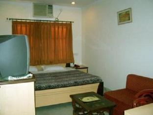 Hotel Broadway Udaipur FAQ 2017, What facilities are there in Hotel Broadway Udaipur 2017, What Languages Spoken are Supported in Hotel Broadway Udaipur 2017, Which payment cards are accepted in Hotel Broadway Udaipur , Udaipur Hotel Broadway room facilities and services Q&A 2017, Udaipur Hotel Broadway online booking services 2017, Udaipur Hotel Broadway address 2017, Udaipur Hotel Broadway telephone number 2017,Udaipur Hotel Broadway map 2017, Udaipur Hotel Broadway traffic guide 2017, how to go Udaipur Hotel Broadway, Udaipur Hotel Broadway booking online 2017, Udaipur Hotel Broadway room types 2017.