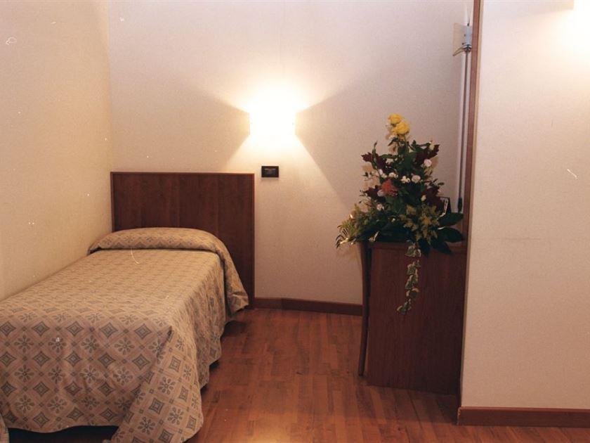 Hotel-Single