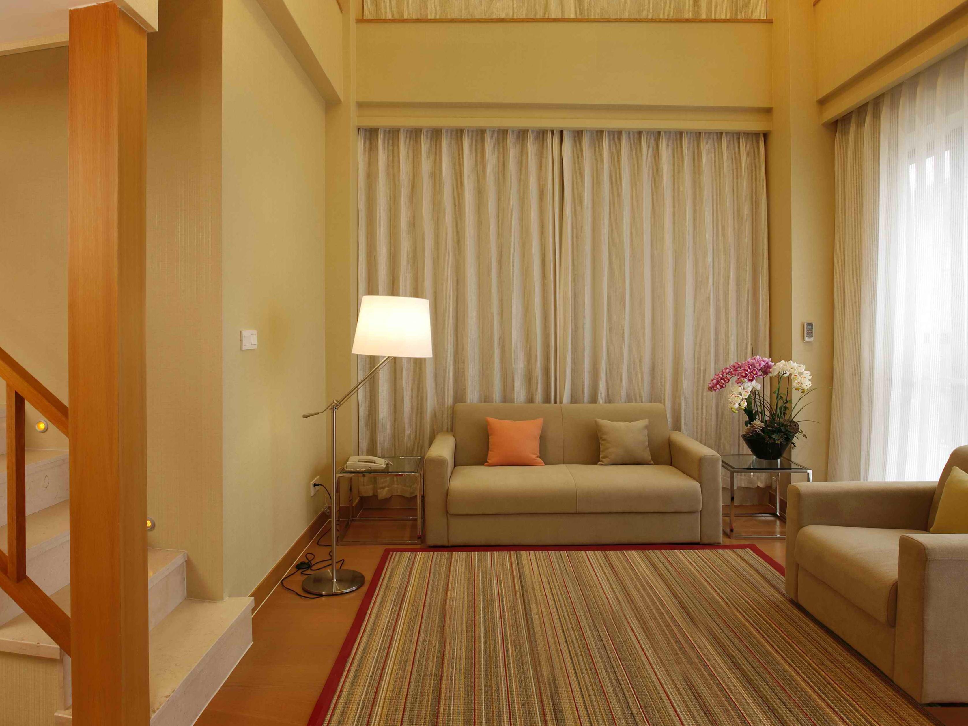 Hotel-Balconyis