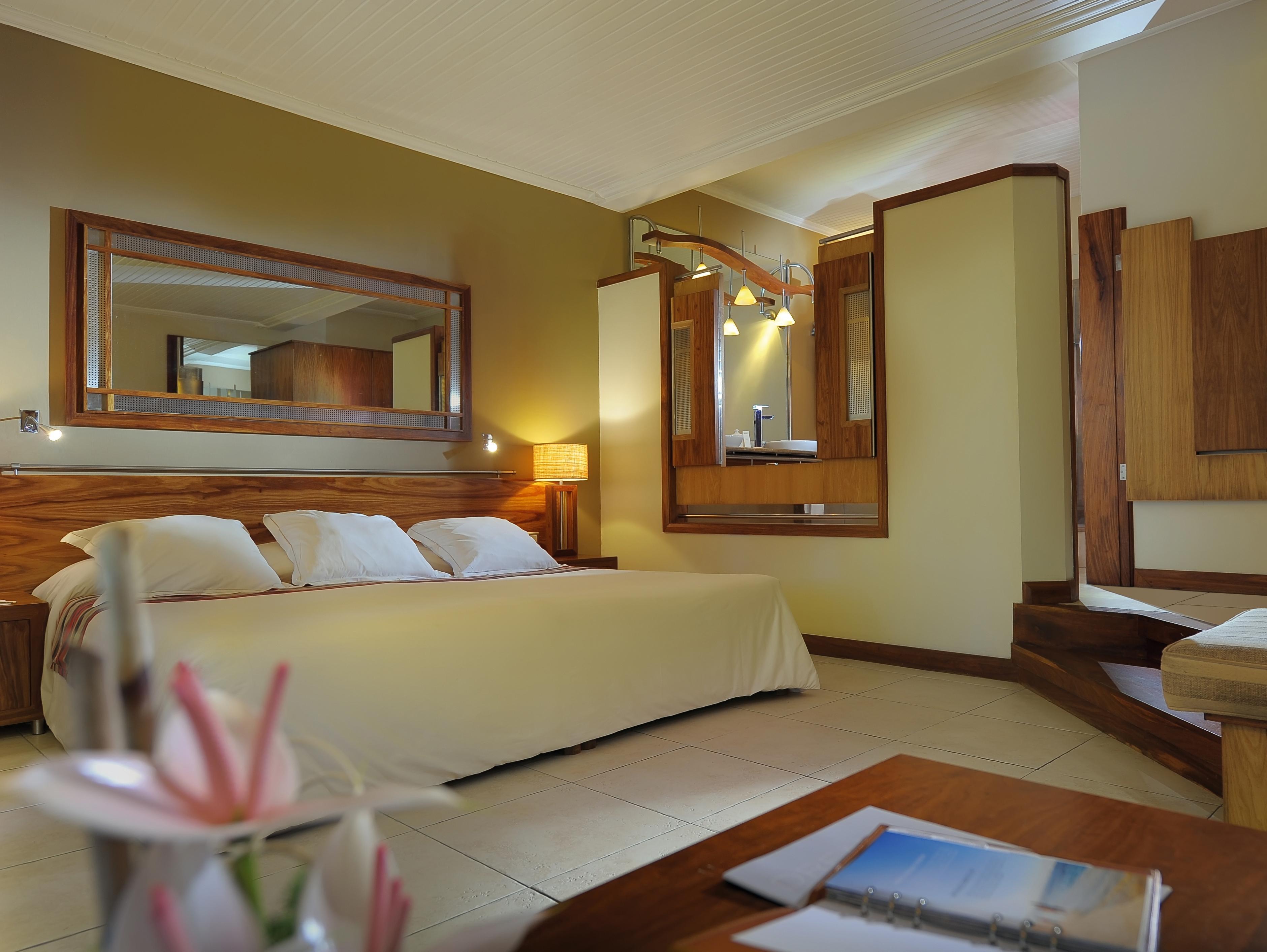 Beachcomber Shandrani Resort & Spa Mauritius
 FAQ 2017, What facilities are there in Beachcomber Shandrani Resort & Spa Mauritius
 2017, What Languages Spoken are Supported in Beachcomber Shandrani Resort & Spa Mauritius
 2017, Which payment cards are accepted in Beachcomber Shandrani Resort & Spa Mauritius
 , Mauritius
 Beachcomber Shandrani Resort & Spa room facilities and services Q&A 2017, Mauritius
 Beachcomber Shandrani Resort & Spa online booking services 2017, Mauritius
 Beachcomber Shandrani Resort & Spa address 2017, Mauritius
 Beachcomber Shandrani Resort & Spa telephone number 2017,Mauritius
 Beachcomber Shandrani Resort & Spa map 2017, Mauritius
 Beachcomber Shandrani Resort & Spa traffic guide 2017, how to go Mauritius
 Beachcomber Shandrani Resort & Spa, Mauritius
 Beachcomber Shandrani Resort & Spa booking online 2017, Mauritius
 Beachcomber Shandrani Resort & Spa room types 2017.