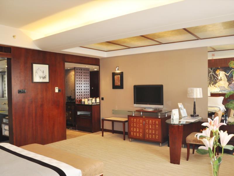 Executive Deluxe Room With One Breakfast - Free WiFi access