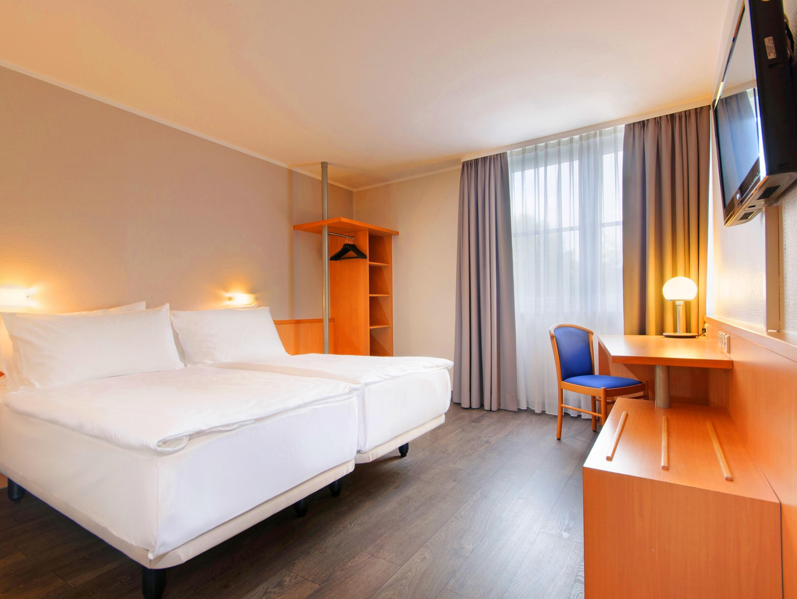 Tryp Room - Best price guarantee