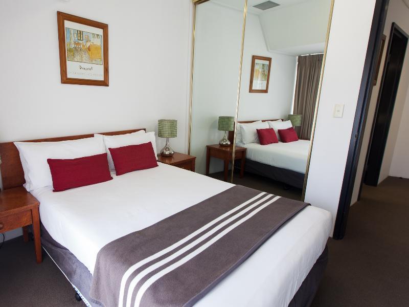 Studio Room Ensuite - Breakfast included
