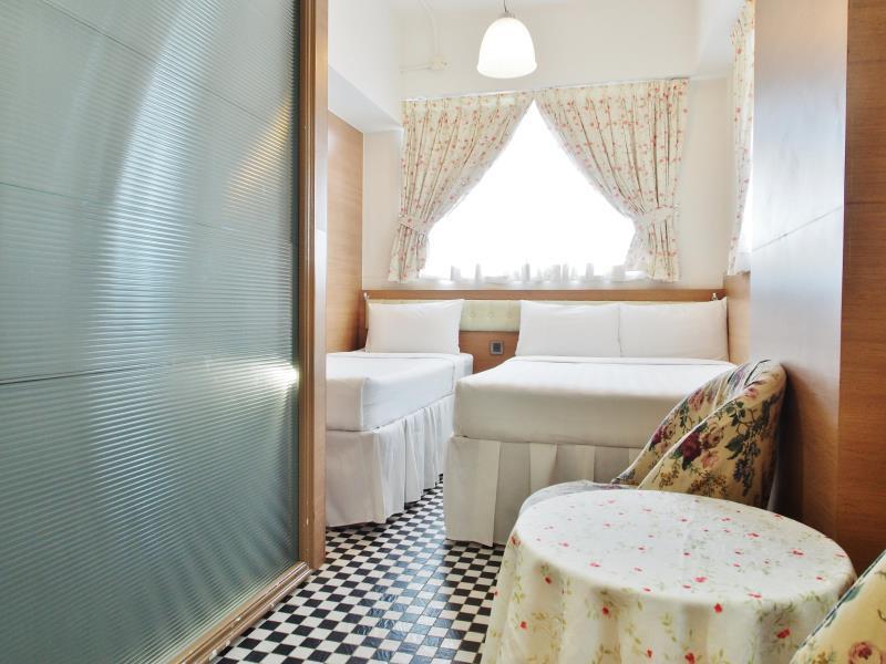 Family Room - Free WiFi access