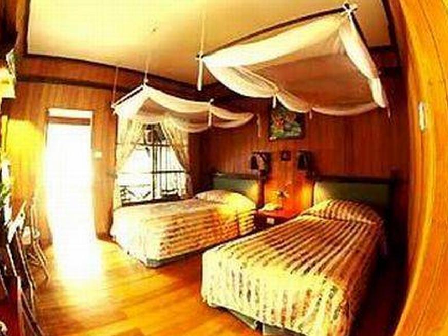 Superior with Breakfast - Free WiFi access - Breakfast included