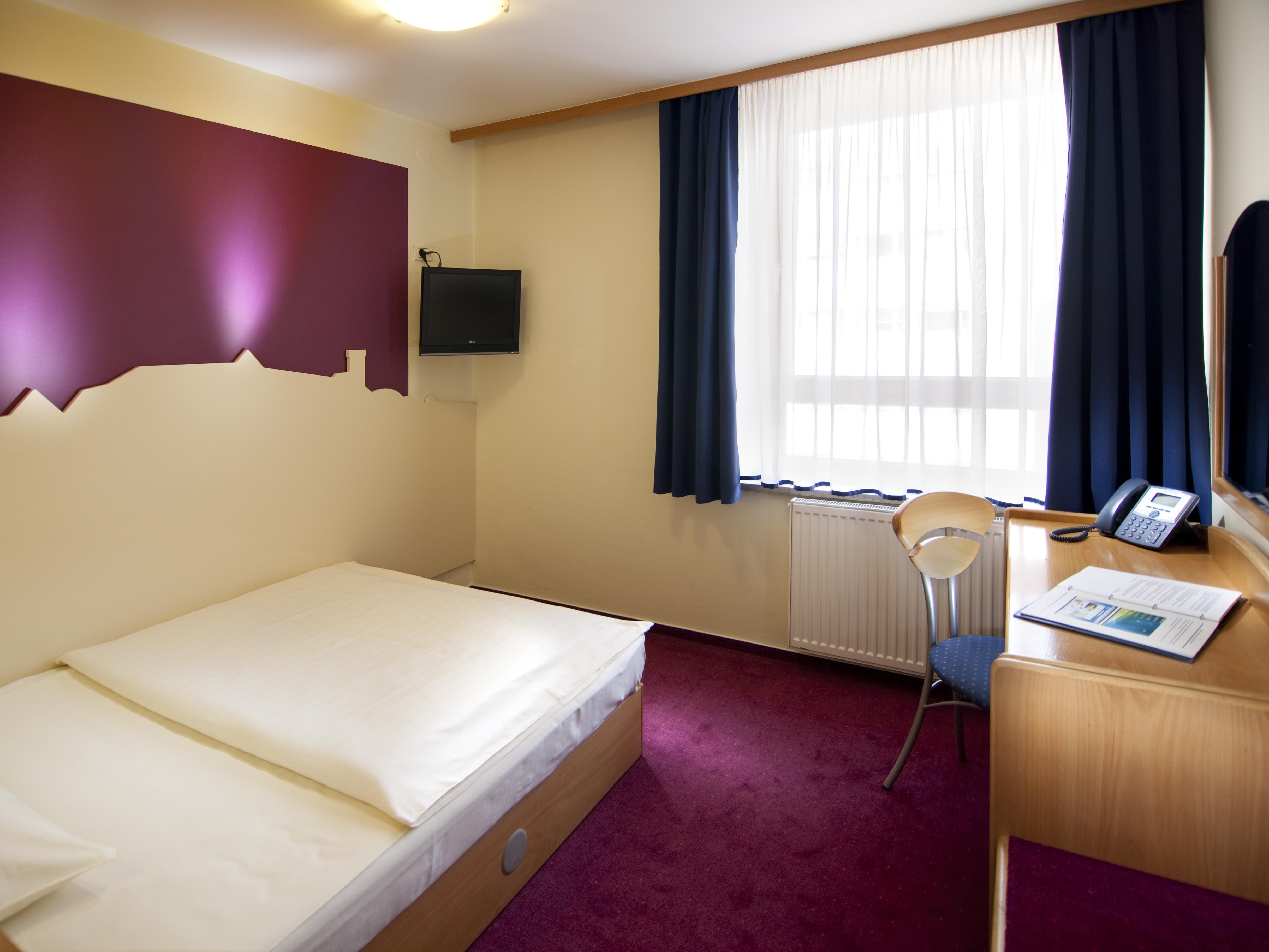 City Hotel Ljubljana Ljubljana FAQ 2017, What facilities are there in City Hotel Ljubljana Ljubljana 2017, What Languages Spoken are Supported in City Hotel Ljubljana Ljubljana 2017, Which payment cards are accepted in City Hotel Ljubljana Ljubljana , Ljubljana City Hotel Ljubljana room facilities and services Q&A 2017, Ljubljana City Hotel Ljubljana online booking services 2017, Ljubljana City Hotel Ljubljana address 2017, Ljubljana City Hotel Ljubljana telephone number 2017,Ljubljana City Hotel Ljubljana map 2017, Ljubljana City Hotel Ljubljana traffic guide 2017, how to go Ljubljana City Hotel Ljubljana, Ljubljana City Hotel Ljubljana booking online 2017, Ljubljana City Hotel Ljubljana room types 2017.