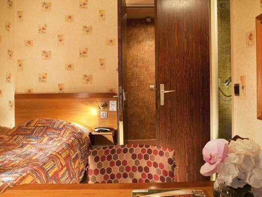 Classic Single Room - Free WiFi access