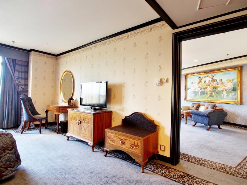 Hotel-Limited