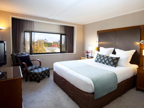 Auckland-Executive