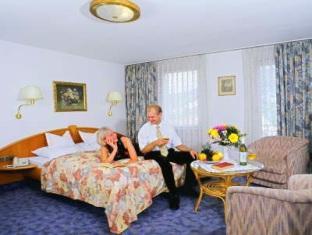 1 Bedroom With Breakfast - Free WiFi access - Breakfast included