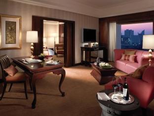 One Bedroom Suite - Breakfast - Free WiFi access - Breakfast included