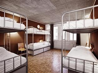 1 Bed in 8-Bed Dormitory with Shared Bathroom - Free WiFi access