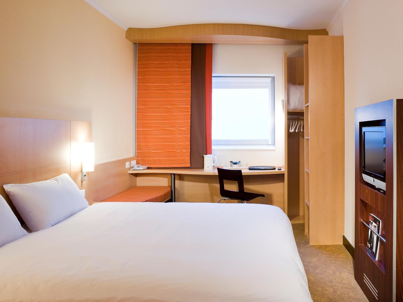 Twin Room With 2 Beds - Best price guarantee