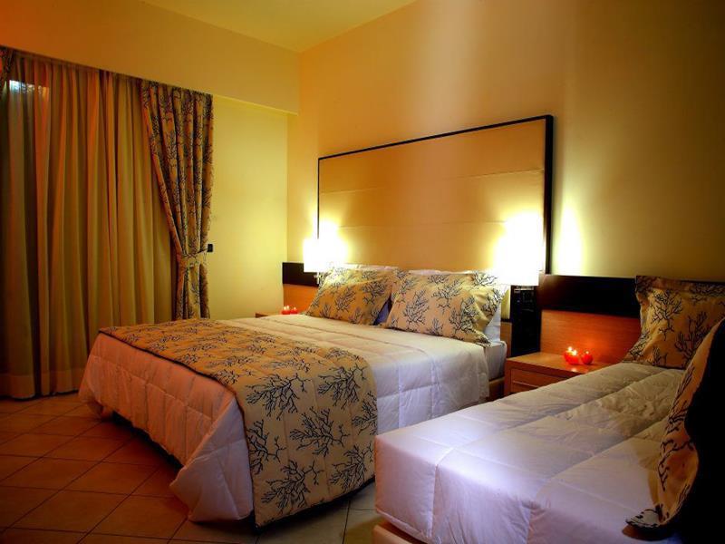 Superior Triple Room - Breakfast included