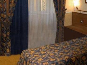 Hotel-Triple