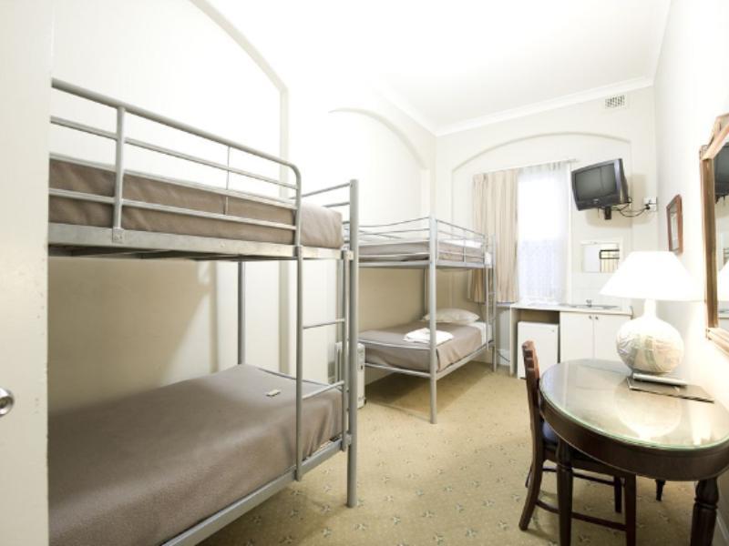 Standard Quad Room - Free WiFi access