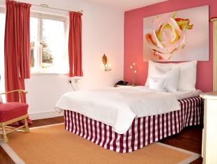 Superior Single Room - Free WiFi access - Breakfast included