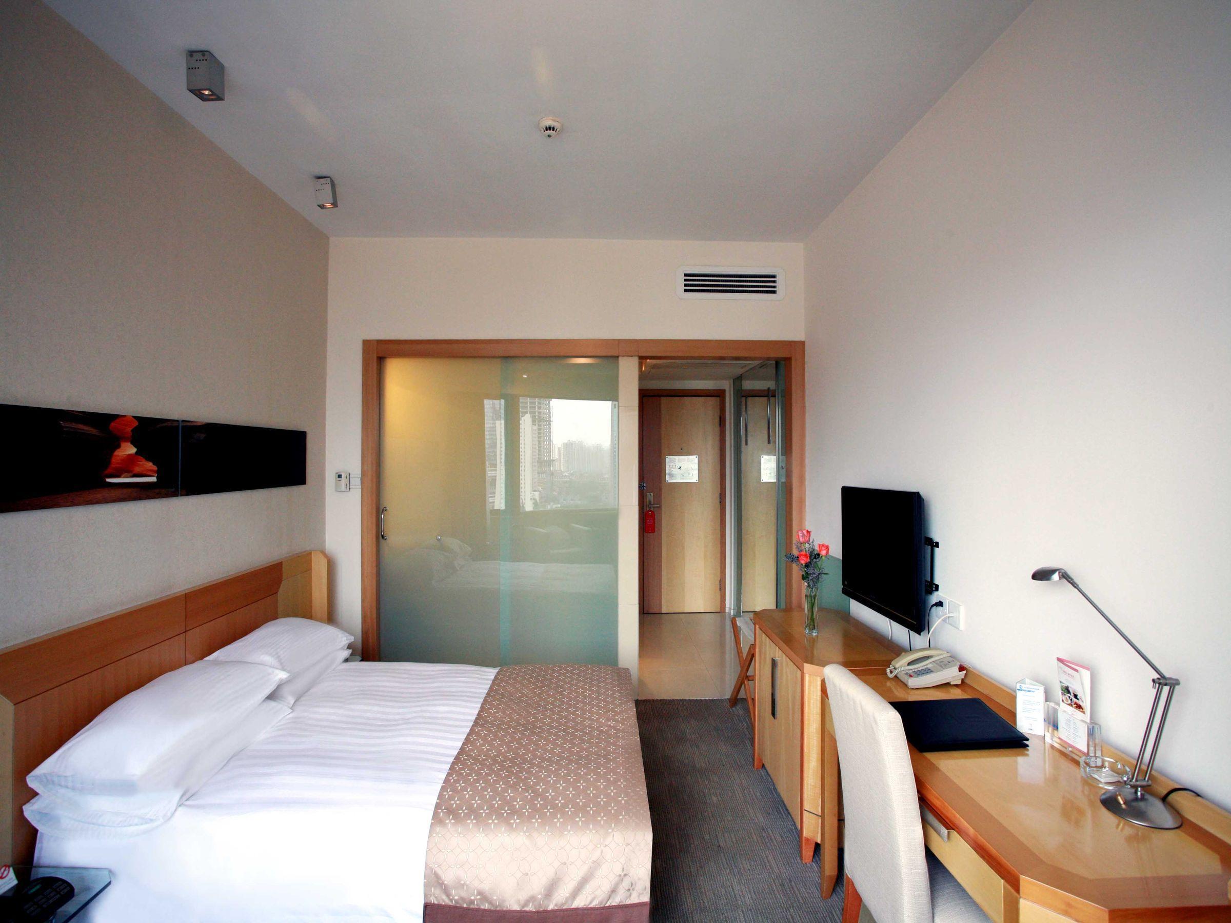 City Hotel Shanghai FAQ 2016, What facilities are there in City Hotel Shanghai 2016, What Languages Spoken are Supported in City Hotel Shanghai 2016, Which payment cards are accepted in City Hotel Shanghai , Shanghai City Hotel room facilities and services Q&A 2016, Shanghai City Hotel online booking services 2016, Shanghai City Hotel address 2016, Shanghai City Hotel telephone number 2016,Shanghai City Hotel map 2016, Shanghai City Hotel traffic guide 2016, how to go Shanghai City Hotel, Shanghai City Hotel booking online 2016, Shanghai City Hotel room types 2016.