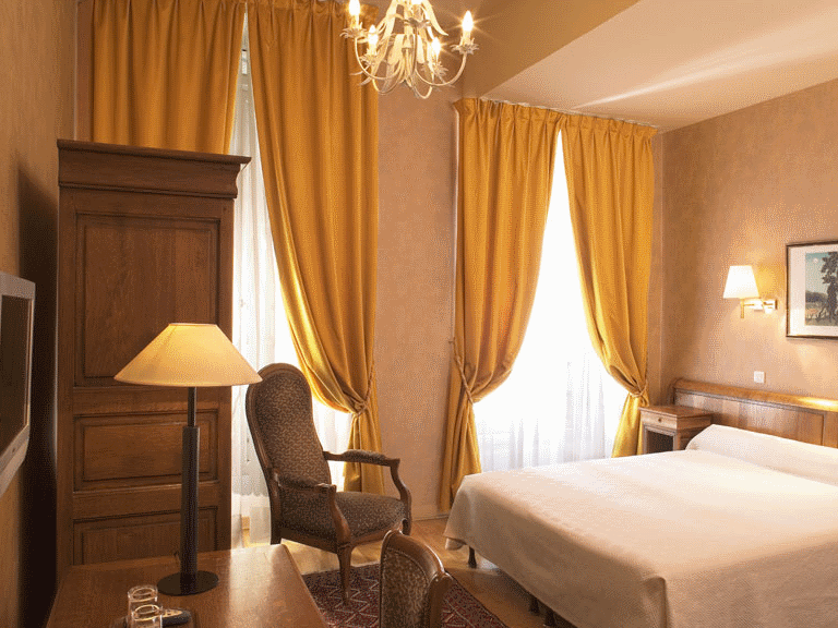 Superior Double Bed - Free WiFi access