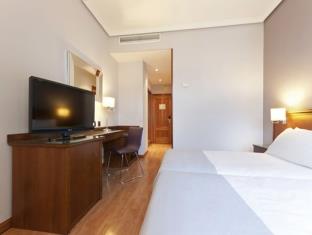 TRYP