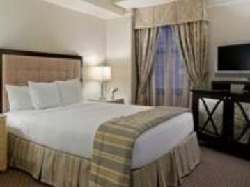 Premier Plus King 1 - Best price guarantee