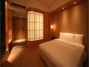 Hyatt