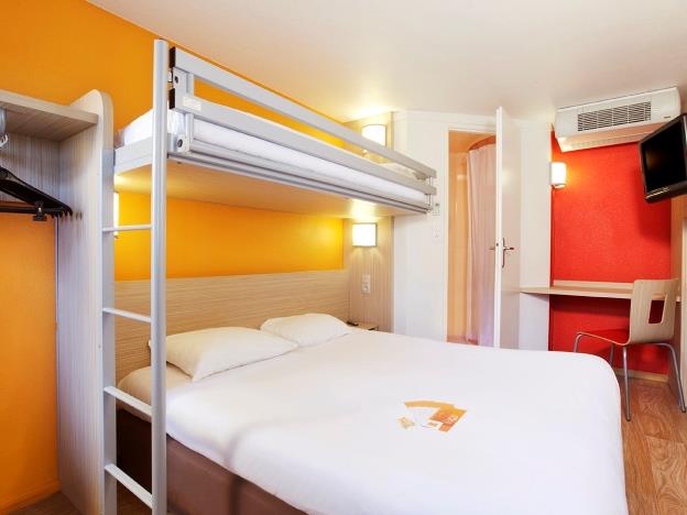 Triple Room - 3 single beds - Best price guarantee