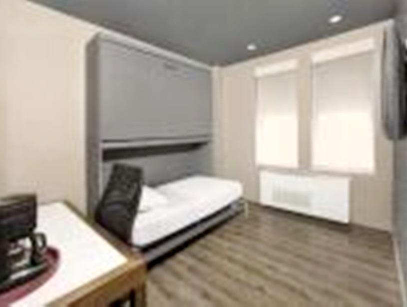 TRYP