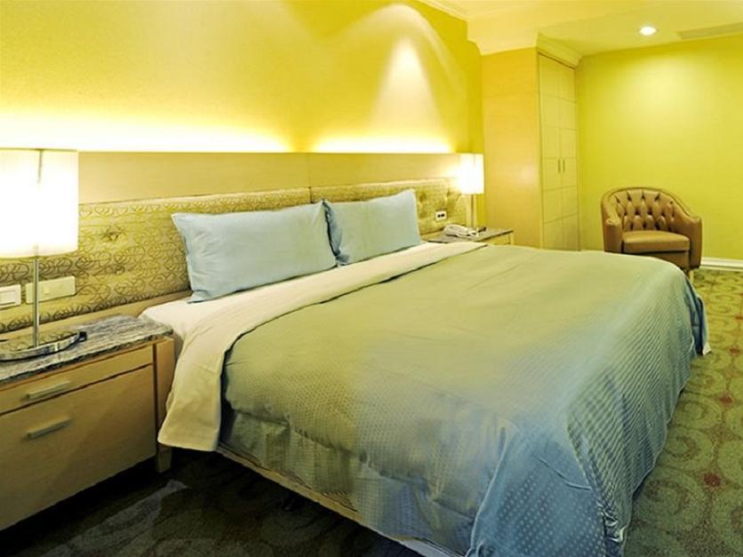 Standard Double (No Window) - Free WiFi access - Breakfast included