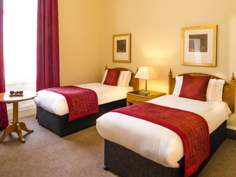Hotel-Club