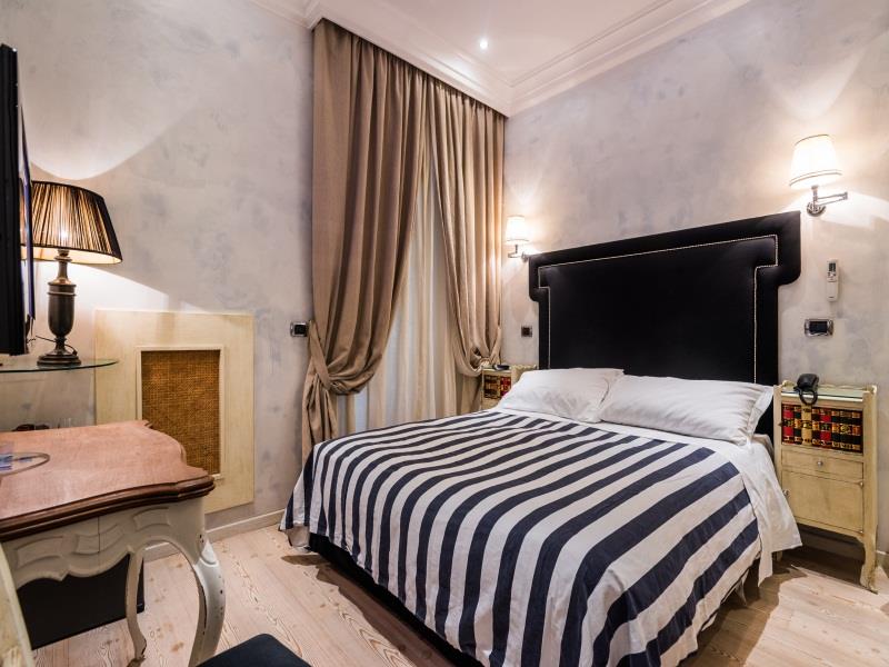 Standard Room - Free WiFi access - Breakfast included