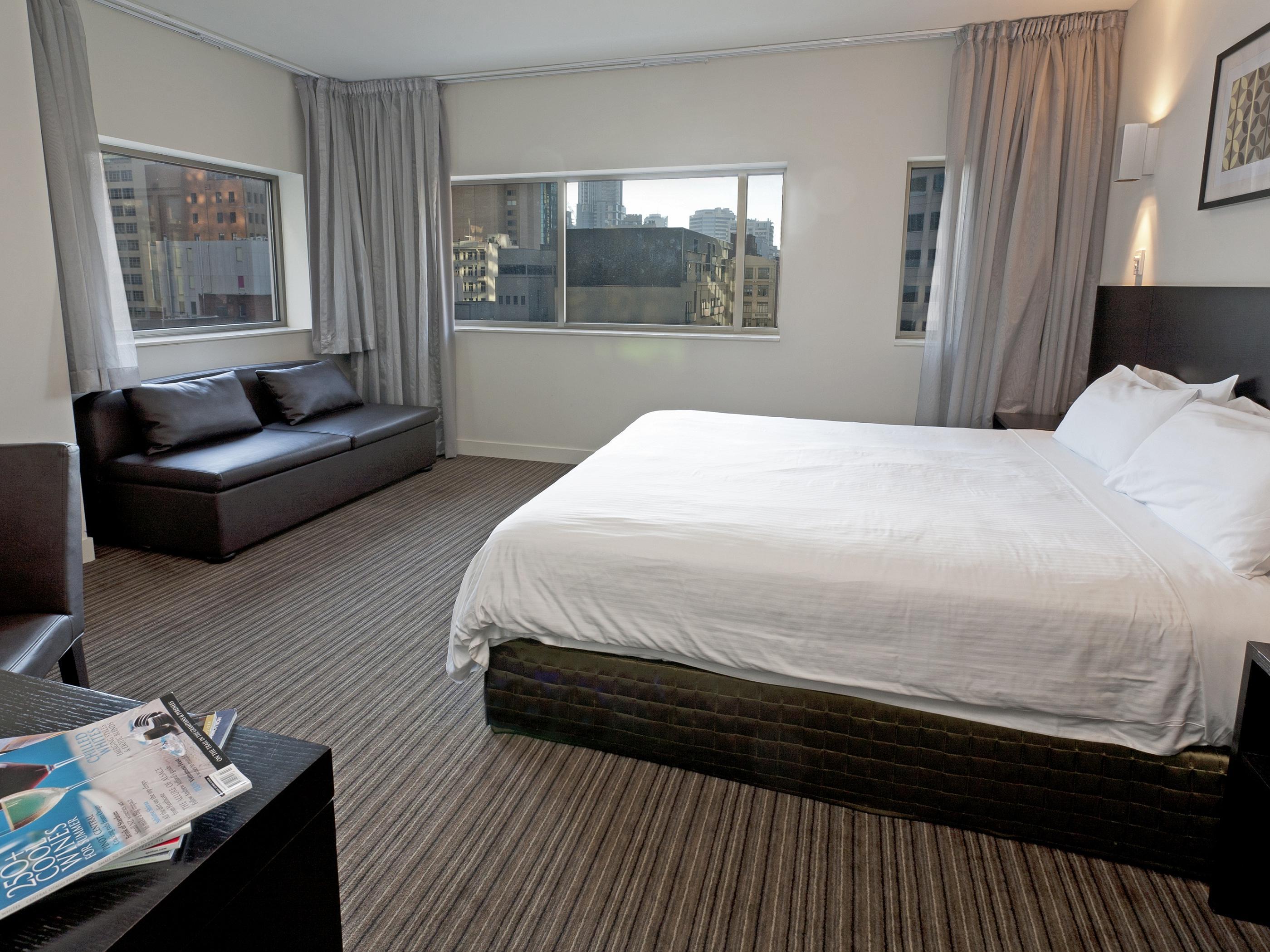 Hotel-Advance