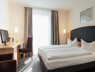 InterCityHotel Wien Vienna FAQ 2017, What facilities are there in InterCityHotel Wien Vienna 2017, What Languages Spoken are Supported in InterCityHotel Wien Vienna 2017, Which payment cards are accepted in InterCityHotel Wien Vienna , Vienna InterCityHotel Wien room facilities and services Q&A 2017, Vienna InterCityHotel Wien online booking services 2017, Vienna InterCityHotel Wien address 2017, Vienna InterCityHotel Wien telephone number 2017,Vienna InterCityHotel Wien map 2017, Vienna InterCityHotel Wien traffic guide 2017, how to go Vienna InterCityHotel Wien, Vienna InterCityHotel Wien booking online 2017, Vienna InterCityHotel Wien room types 2017.