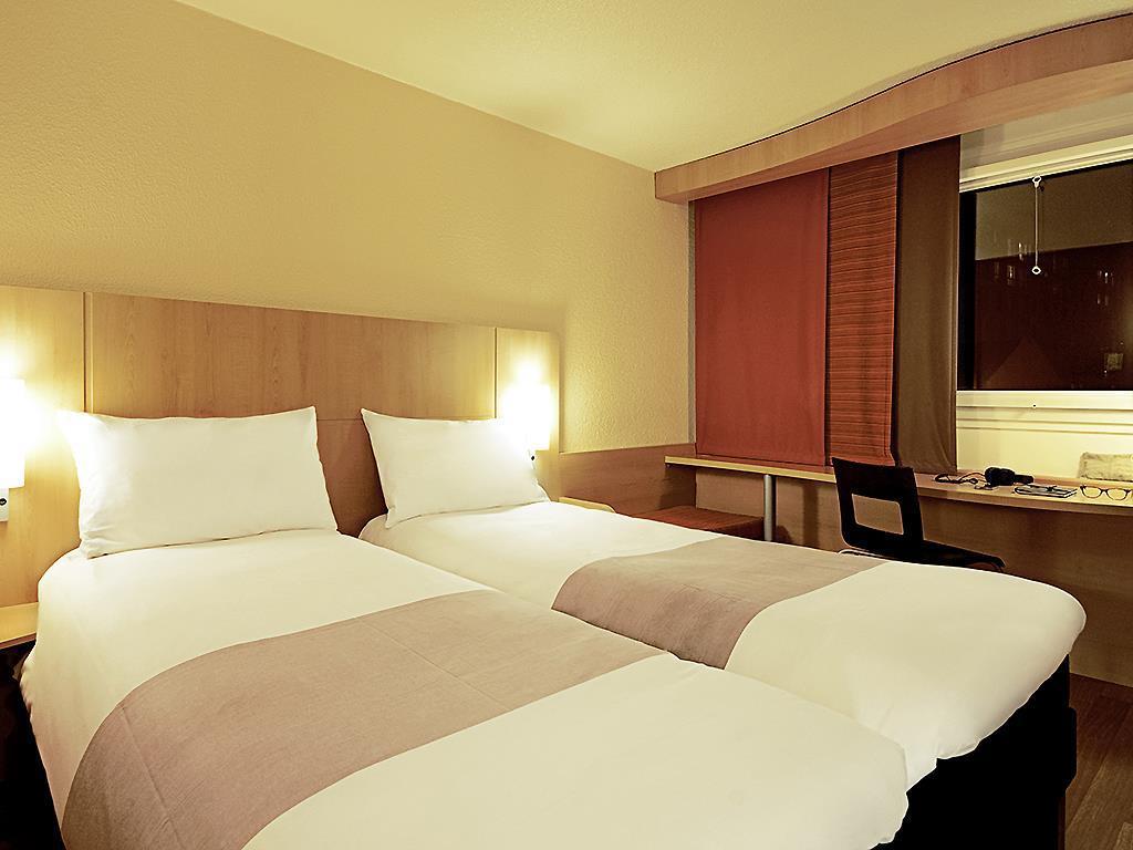 Ibis London City Hotel United Kingdom FAQ 2017, What facilities are there in Ibis London City Hotel United Kingdom 2017, What Languages Spoken are Supported in Ibis London City Hotel United Kingdom 2017, Which payment cards are accepted in Ibis London City Hotel United Kingdom , United Kingdom Ibis London City Hotel room facilities and services Q&A 2017, United Kingdom Ibis London City Hotel online booking services 2017, United Kingdom Ibis London City Hotel address 2017, United Kingdom Ibis London City Hotel telephone number 2017,United Kingdom Ibis London City Hotel map 2017, United Kingdom Ibis London City Hotel traffic guide 2017, how to go United Kingdom Ibis London City Hotel, United Kingdom Ibis London City Hotel booking online 2017, United Kingdom Ibis London City Hotel room types 2017.