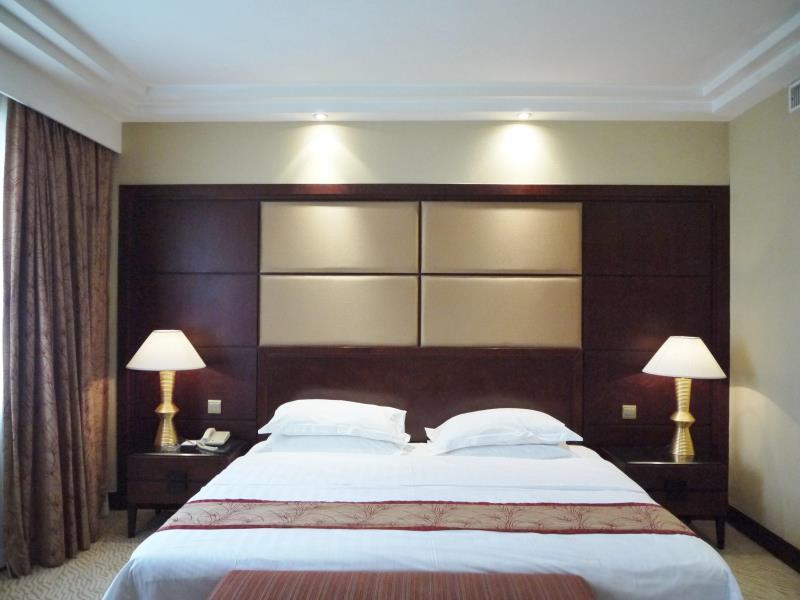 Deluxe with Breakfast - Free WiFi access - Breakfast included