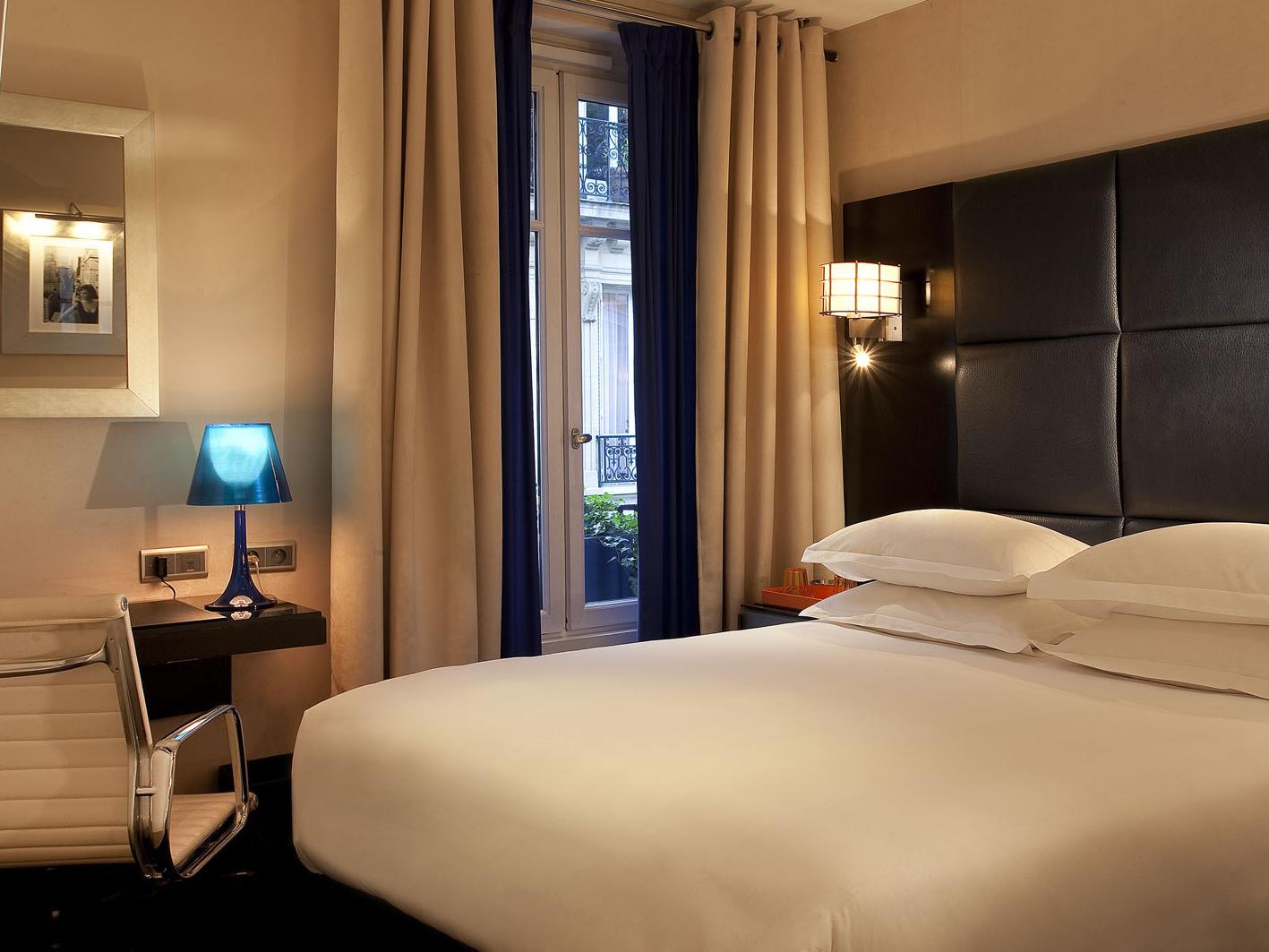 Monhotel