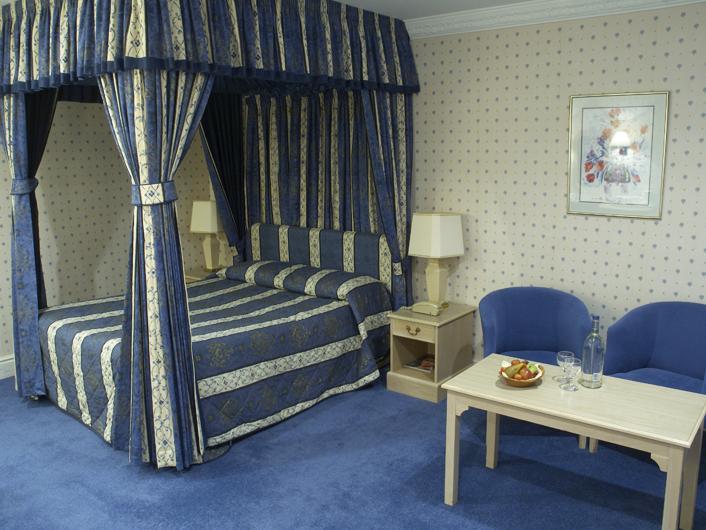 Hotel-Feature