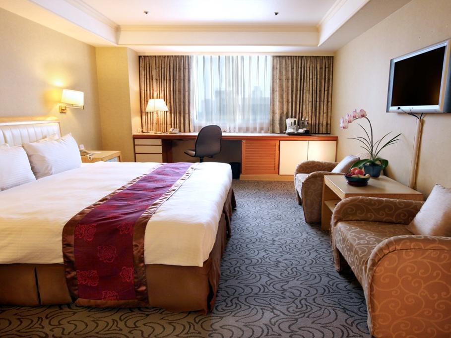 Hotel－East