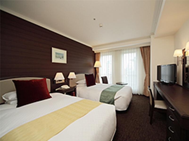 Economy Twin - City View - Smoking - Best price guarantee
