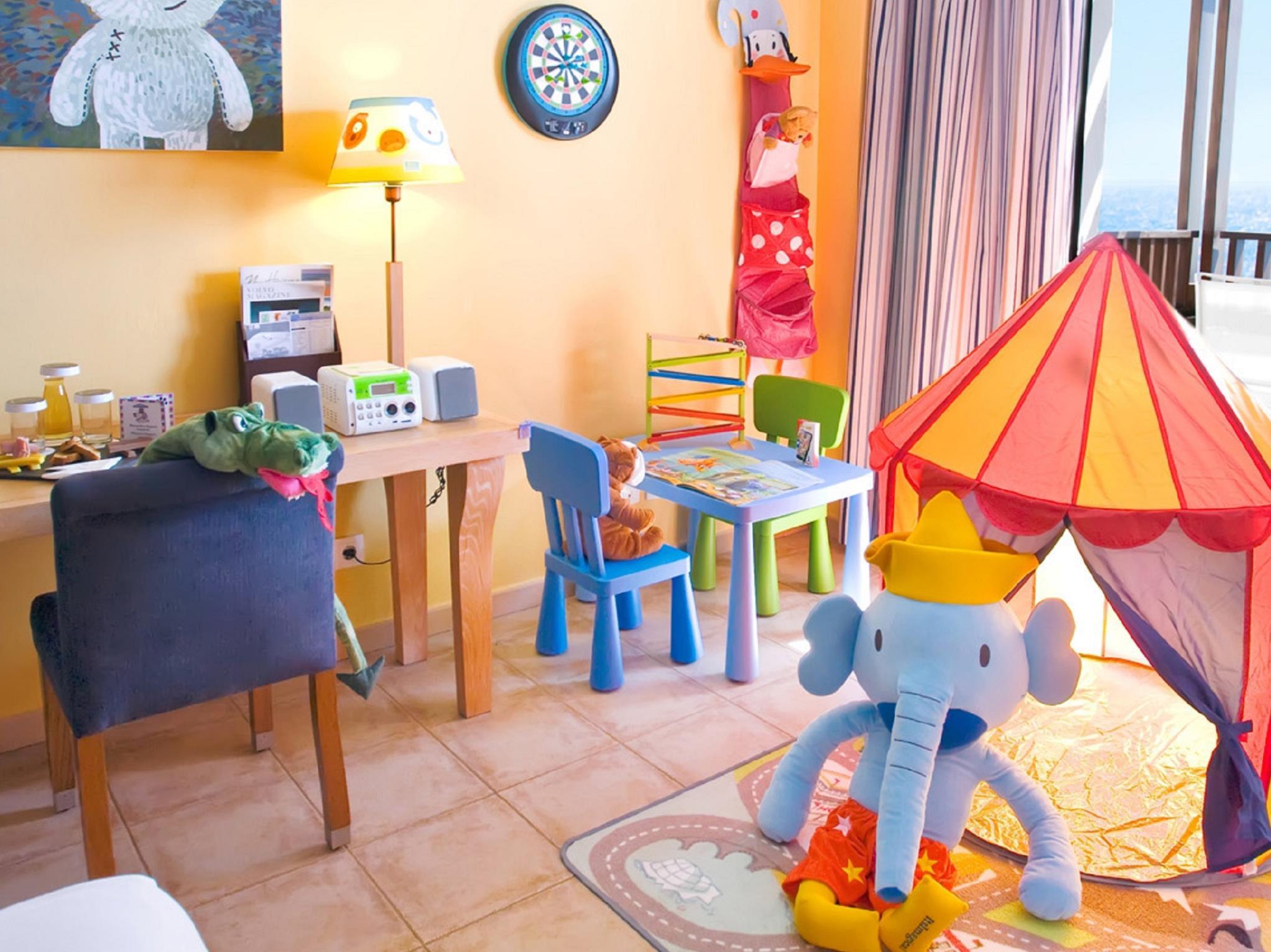 Kids Room Only - Free WiFi access - Breakfast included