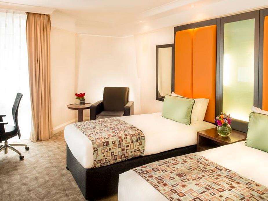 Hotel-Club