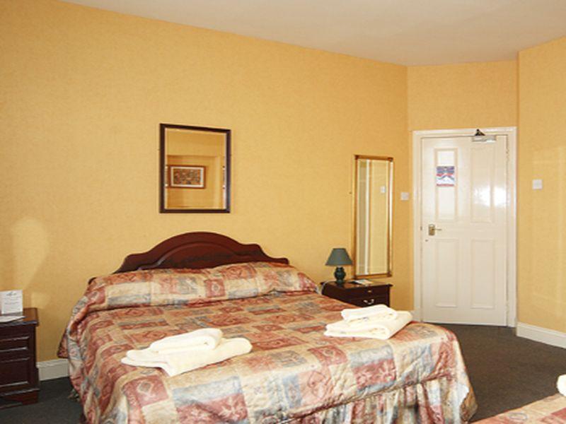 Double Room - Best price guarantee
