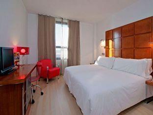 Hotel-Tryp