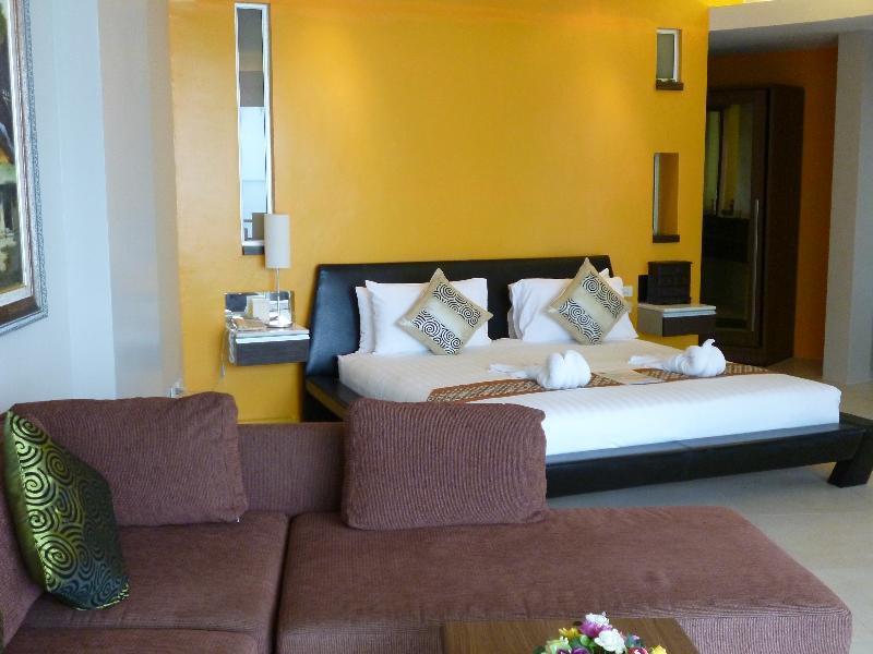 Suite - Free WiFi access - Breakfast included