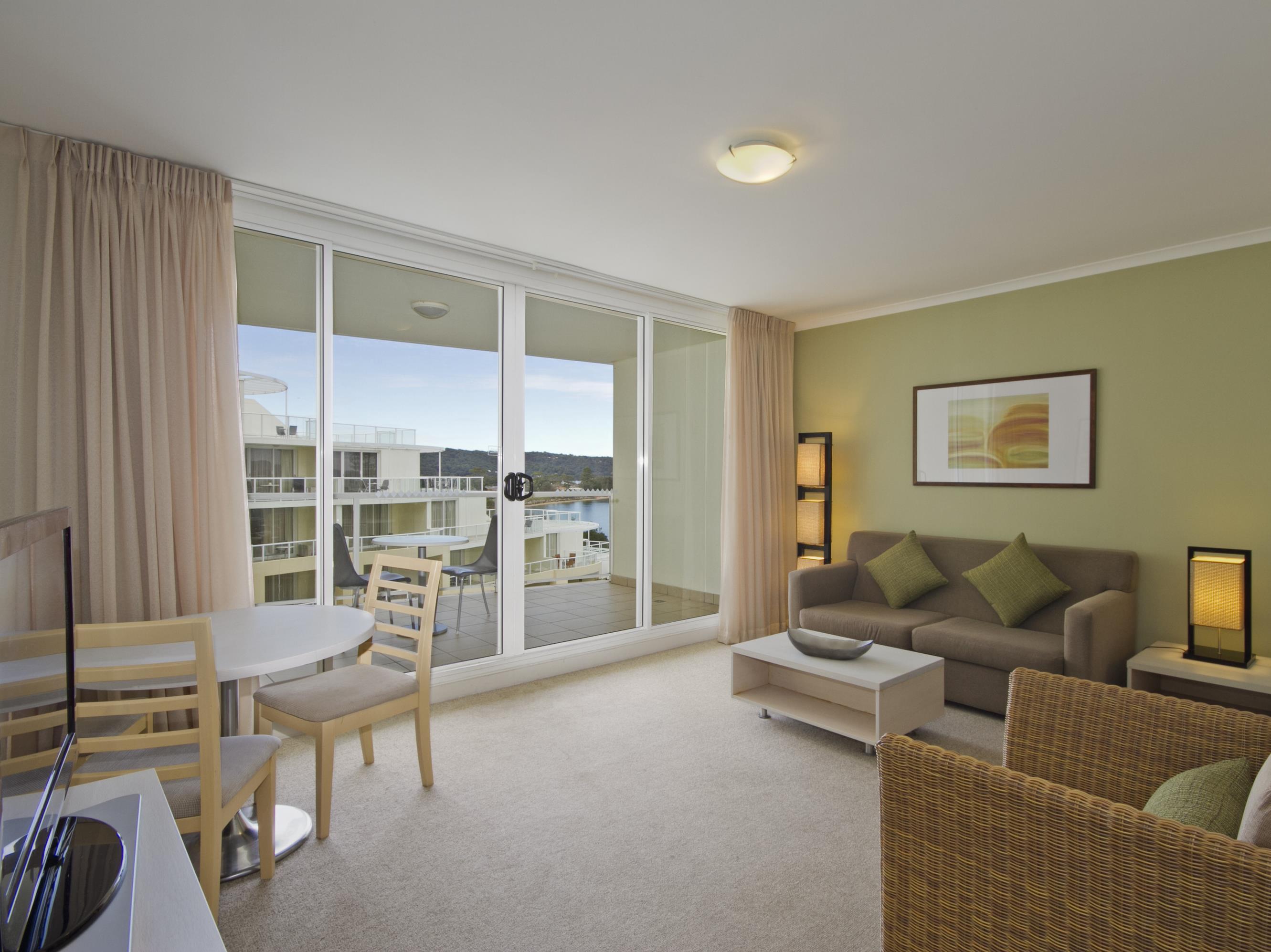 Hotel-1