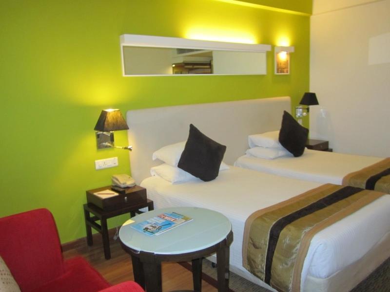 Executive Twin City/Hill View Best Available Rate - Free WiFi access
