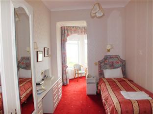 Single room - Breakfast included