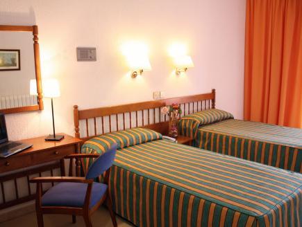 Double or Twin Room - Best price guarantee