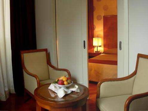 Hotel-Junior